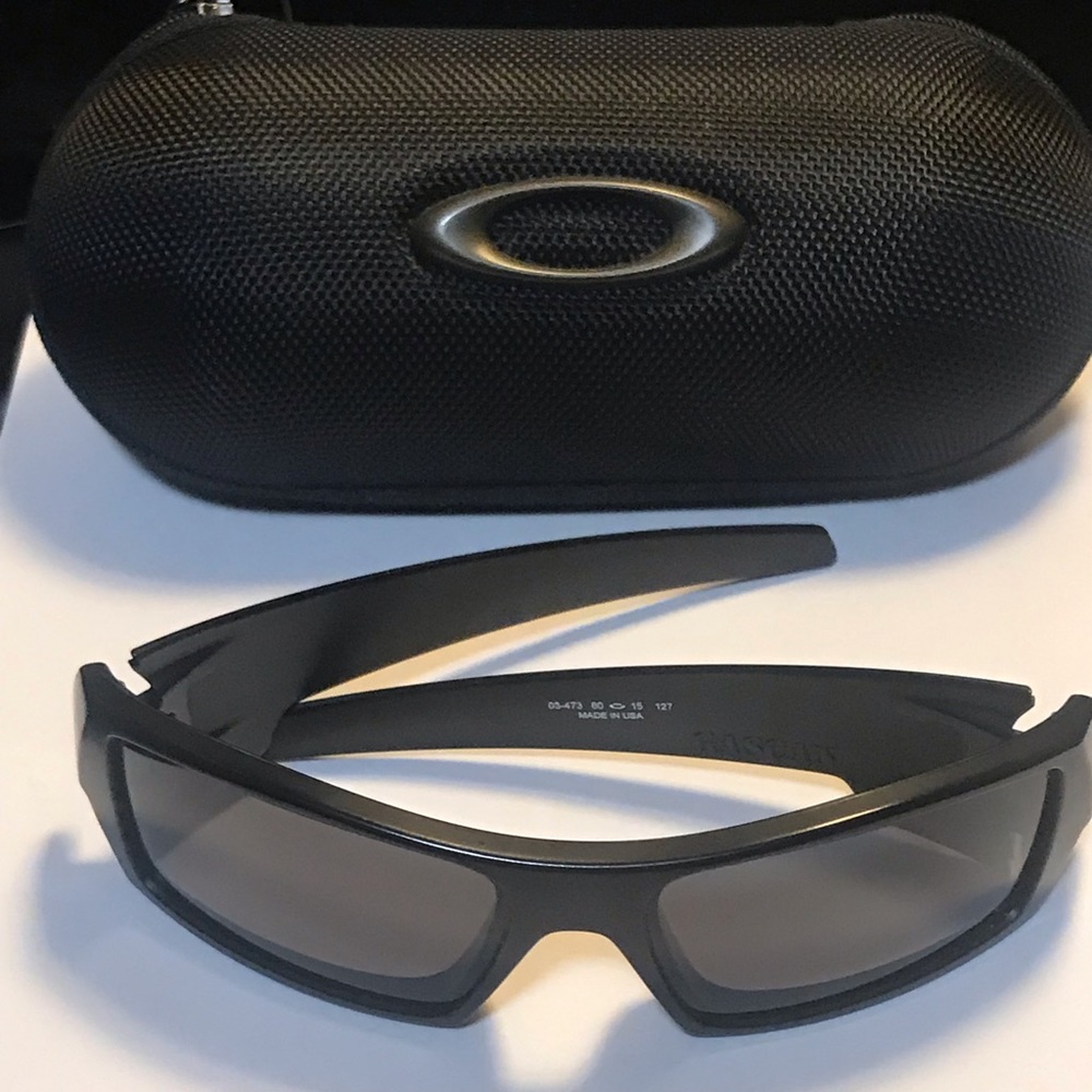 Oakley GASCAN Sunglasses w/ Case